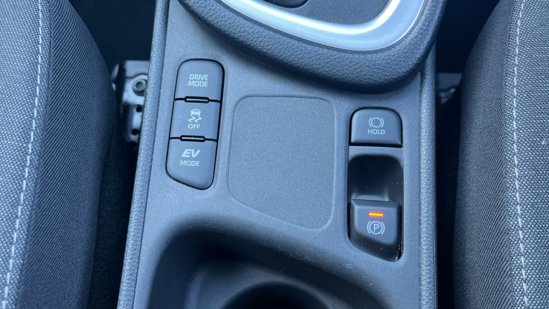 Toyota Yaris 1.5 Hybrid Design 5dr CVT Hybrid Hatchback